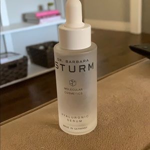 Dr Barbara sturm hyaluronic serum